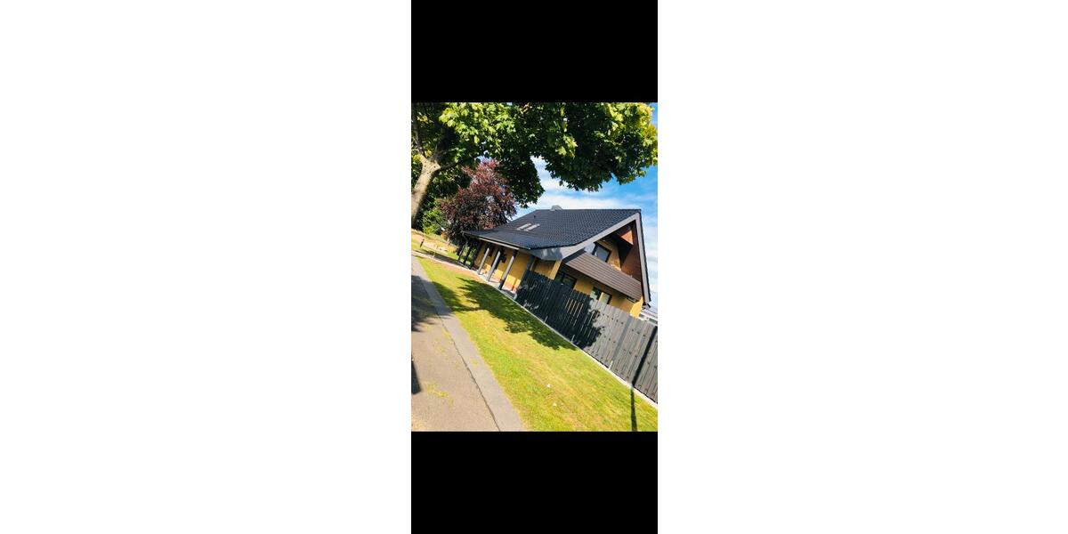 Erdgeschoßwohnung Heide - 2.5 Zimmer, 100 m&sup2;, 900&euro; | Angebot:26503264