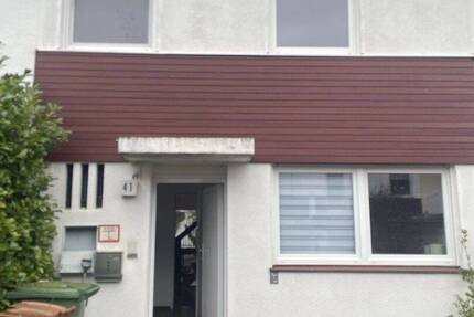 Haus Schwabach Wolkersdorf - 8 Zimmer, 120 m&sup2;, 1.500&euro; | Angebot:26767945