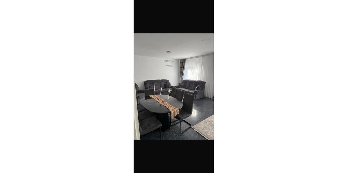 Etagenwohnung Köln Mülheim - 3 Zimmer, 95 m&sup2;, 1.160&euro; | Angebot:26226701