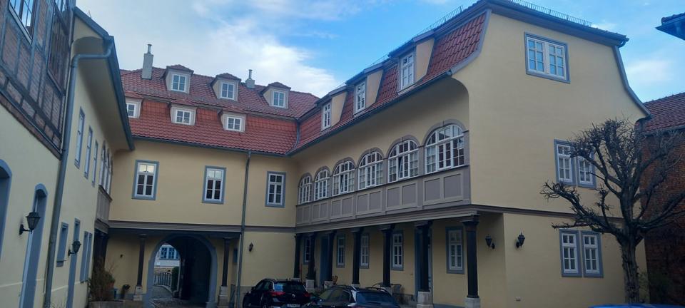 Etagenwohnung Arnstadt - 1 Zimmer, 96 m&sup2;, 634&euro; | Angebot:25633294