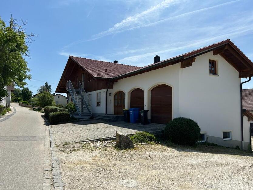 Sehr schöne geschnittene 2-Zimmer Wohnung inkl. Einbauküche