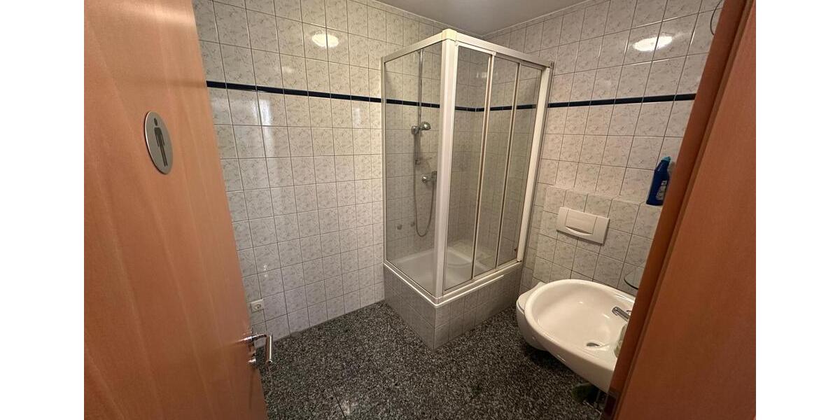 Gewerbeobjekt Krefeld Gellep-Stratum - 1.000&euro; | Angebot:26307529
