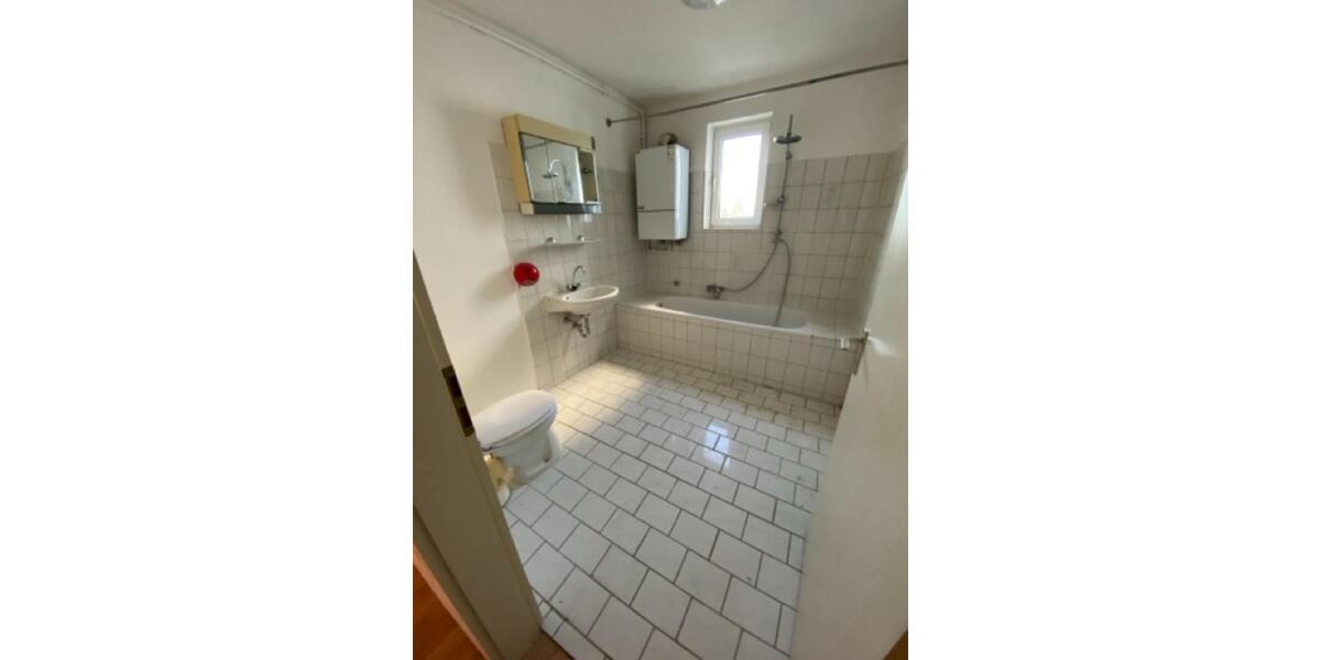 Etagenwohnung Neustadt bei Coburg - 2 Zimmer, 60 m&sup2;, 500&euro; | Angebot:25854891