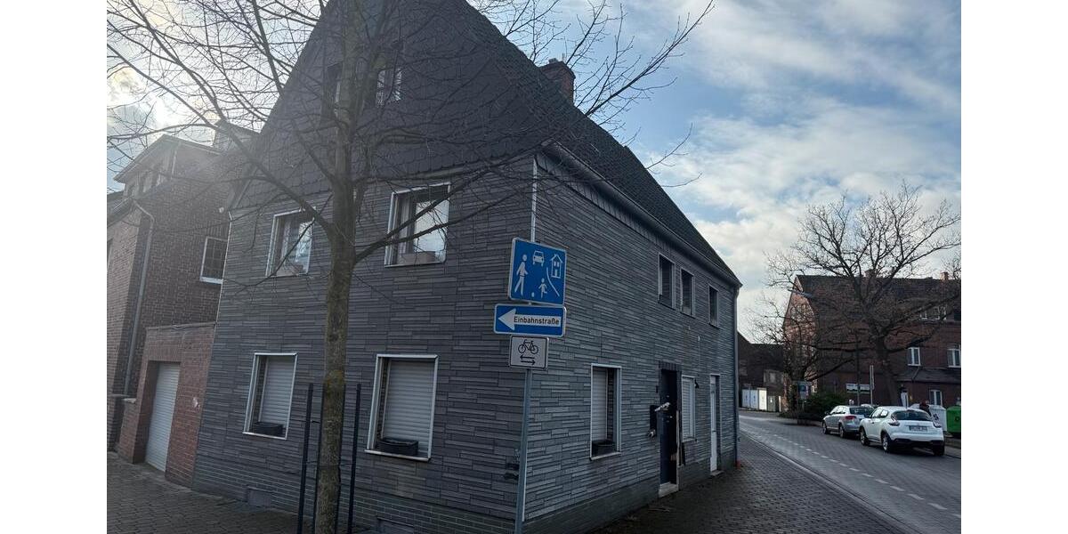 Einfamilienhaus Beckum - 7 Zimmer, 165 m&sup2;, 1&euro; | Angebot:25545215