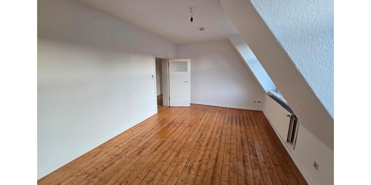 Dachgeschoßwohnung Hannover Linden-Limmer - 2 Zimmer, 48 m&sup2;, 700&euro; | Angebot:25368313