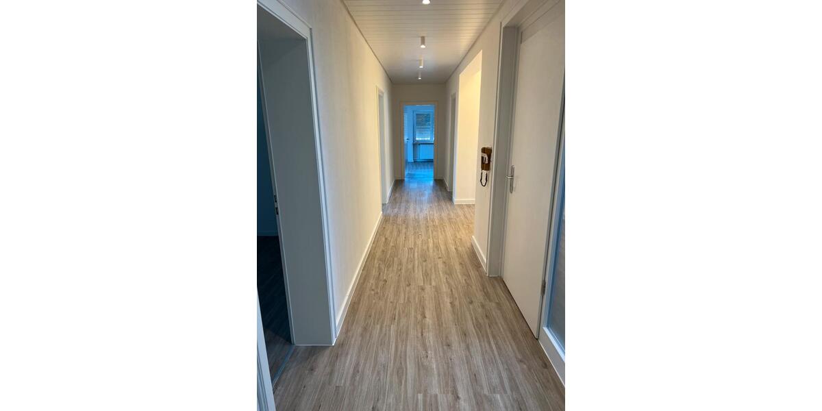 Etagenwohnung Zweibrücken - 4 Zimmer, 125 m&sup2;, 900&euro; | Angebot:25942858
