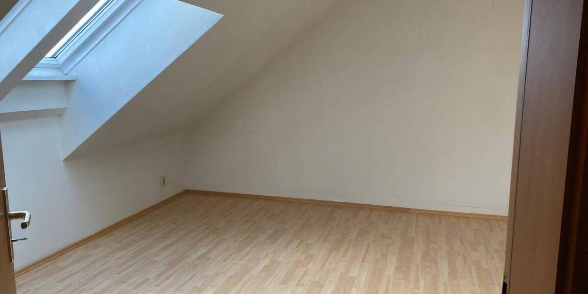 Etagenwohnung Bad Langensalza - 2 Zimmer, 63 m&sup2;, 430&euro; | Angebot:26629457