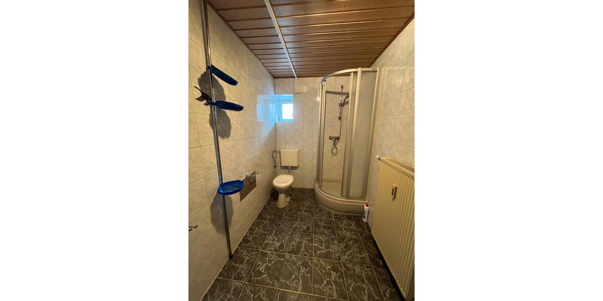 Wohnen auf Zeit Ustersbach - 5 Zimmer, 15 m&sup2;, 20&euro; | Angebot:25540379