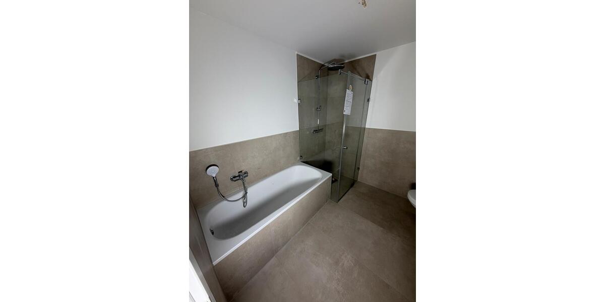 Erdgeschoßwohnung Lörrach Brombach - 3 Zimmer, 84 m&sup2;, 1.352&euro; | Angebot:25843624