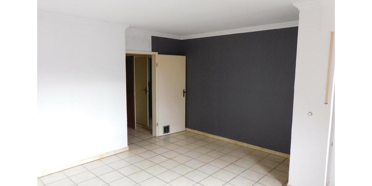 Dachgeschoßwohnung Wagenfeld - 6 Zimmer, 180 m&sup2;, 950&euro; | Angebot:24612960