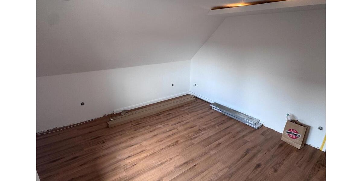 Dachgeschoßwohnung Bergkamen - 2 Zimmer, 58 m&sup2;, 530&euro; | Angebot:26517418