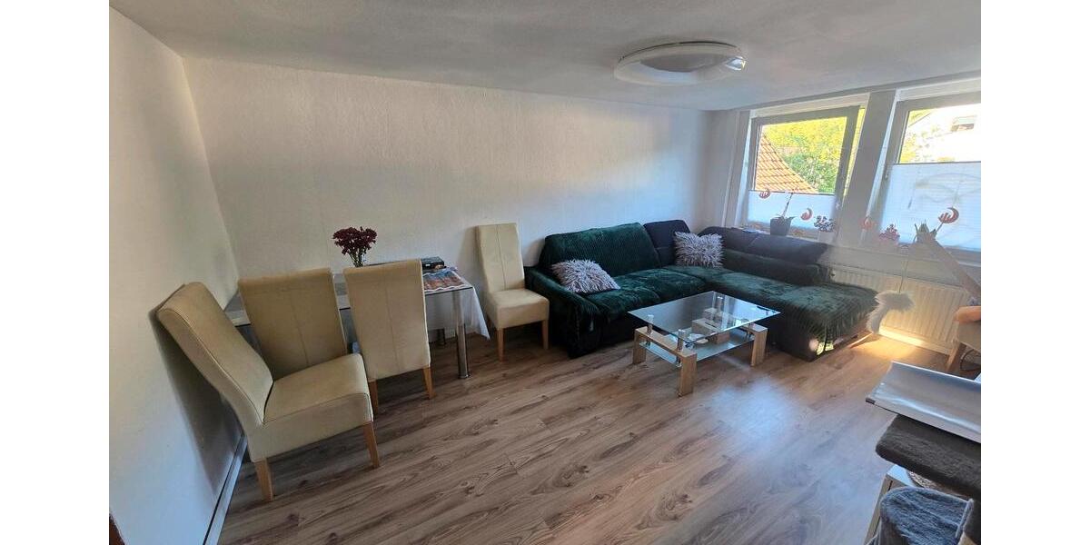 Etagenwohnung Lügde - 3 Zimmer, 100 m&sup2;, 750&euro; | Angebot:26676675
