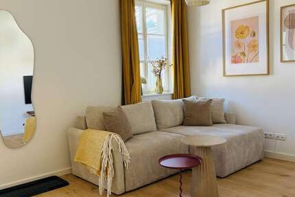 Zimmer Neustadt an der Weinstraße / Diedesfeld Diedesfeld - 2 Zimmer, 1.420&euro; | Angebot:27237066