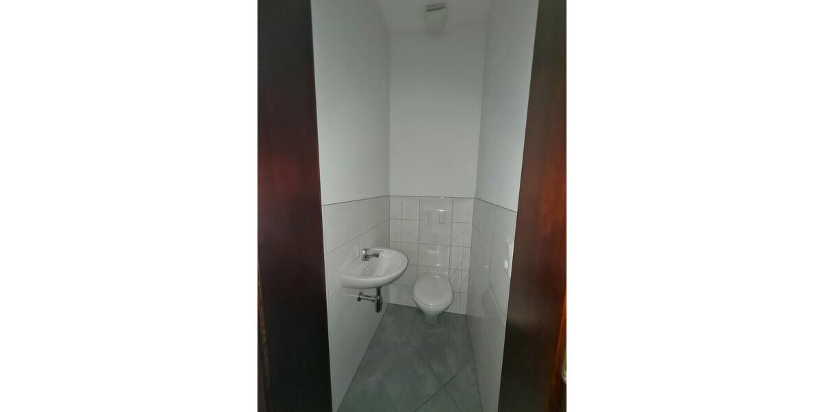 Wohnen auf Zeit Bernburg (Saale) - 6 Zimmer, 167 m&sup2;, 850&euro; | Angebot:23820652