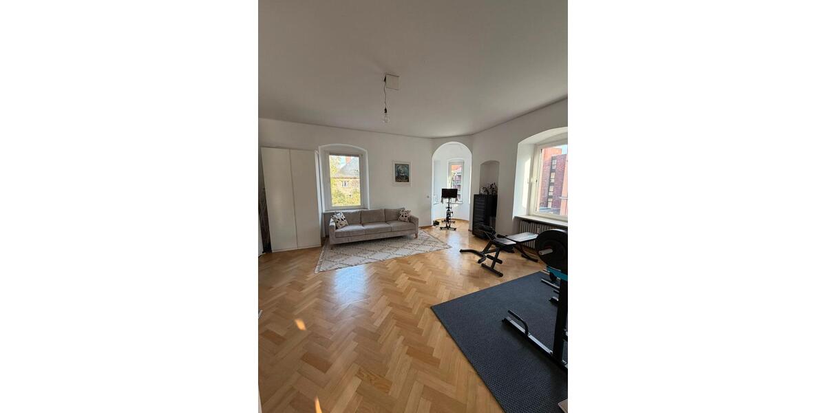 Etagenwohnung Regensburg Brandlberg - 4 Zimmer, 140 m&sup2;, 2.360&euro; | Angebot:26253696