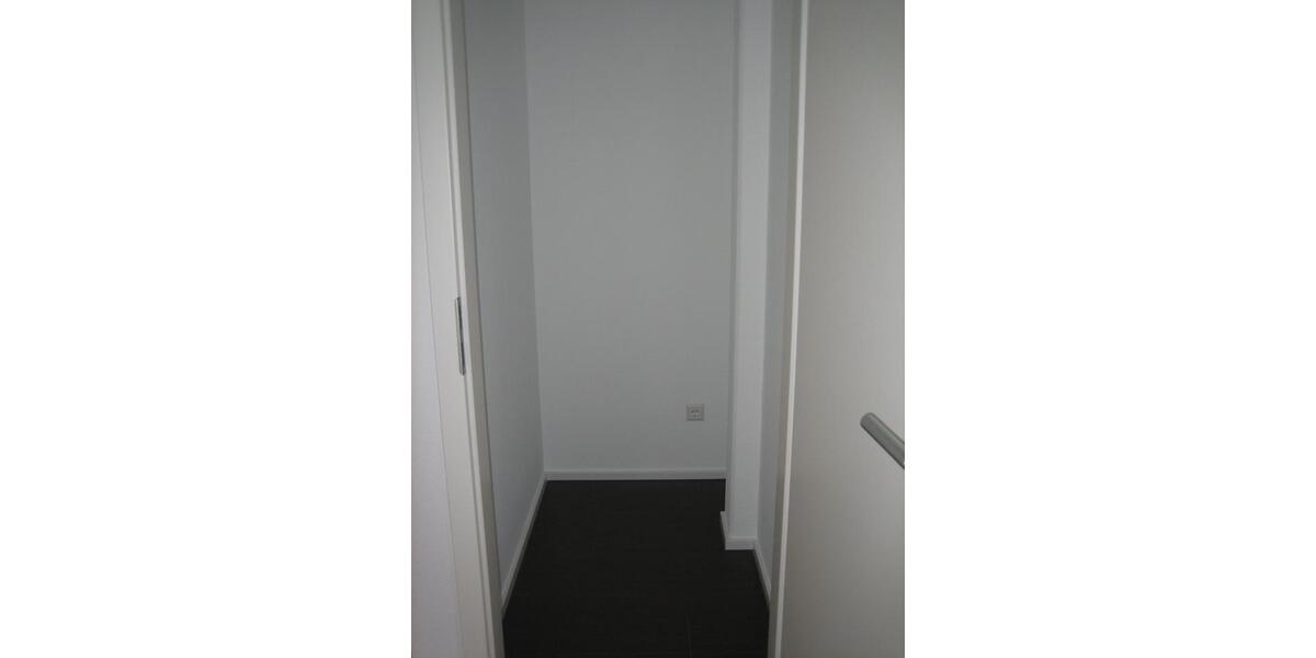 Etagenwohnung Warthausen - 3 Zimmer, 82 m&sup2;, 1.130&euro; | Angebot:24803411