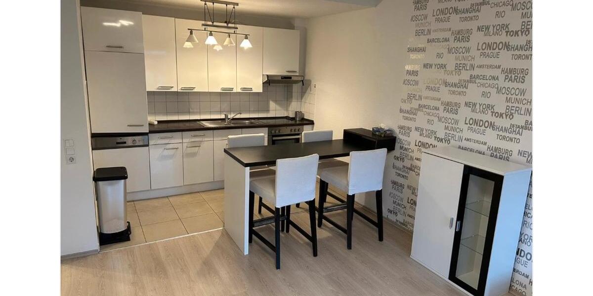 Etagenwohnung Esslingen am Neckar - 3 Zimmer, 80 m&sup2;, 1.200&euro; | Angebot:25158590