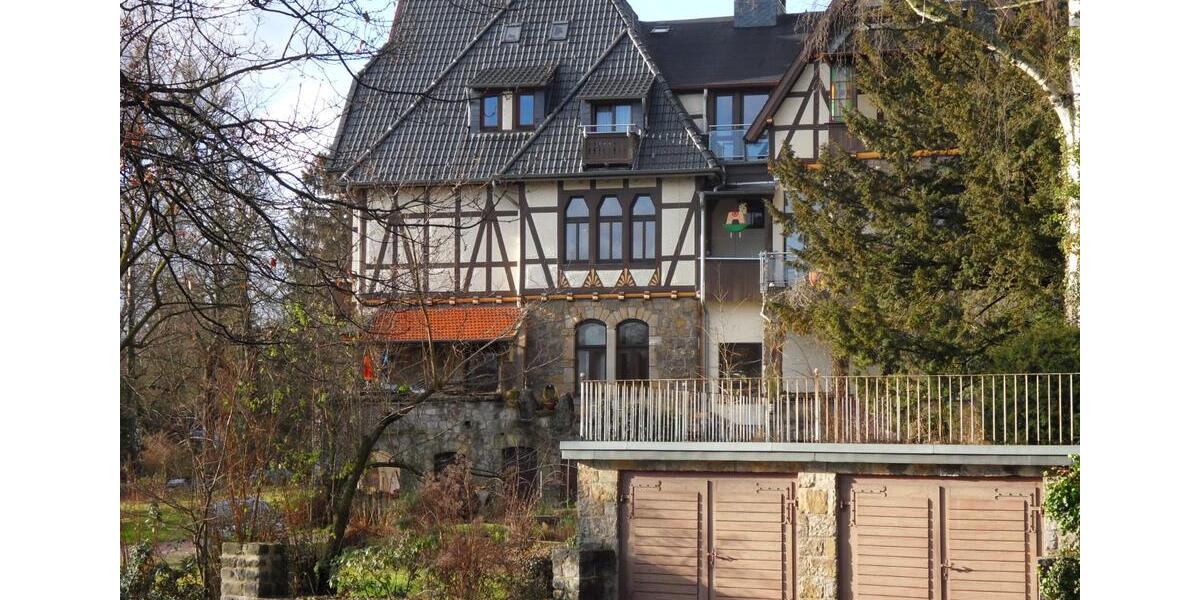 Etagenwohnung Bad Pyrmont - 3 Zimmer, 142 m&sup2;, 1.032&euro; | Angebot:23565405