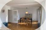 Etagenwohnung Wiesbaden Biebrich - 2 Zimmer, 90 m&sup2;, 1.400&euro; | Angebot:24386483