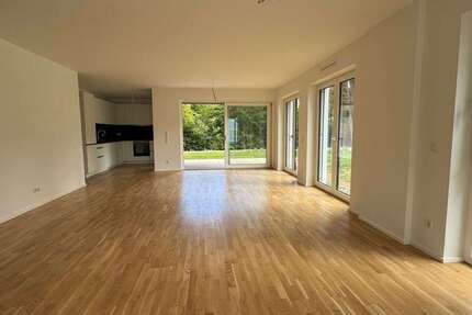Wohnung Nürtingen - 3 Zimmer, 120 m&sup2;, 1.884&euro; | Angebot:26753694