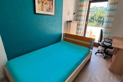 Wohnen auf Zeit Kronach - 1 Zimmer, 15 m&sup2;, 300&euro; | Angebot:26613326