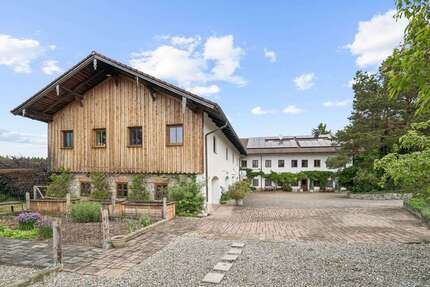 Haus Rechtmehring - 22 Zimmer, 798 m&sup2;, 12.000&euro; | Angebot:27427146