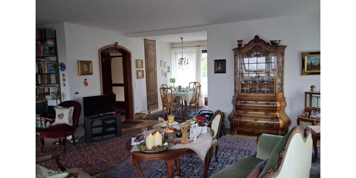 Etagenwohnung Bad Mergentheim - 4 Zimmer, 134 m&sup2;, 1.310&euro; | Angebot:24466370