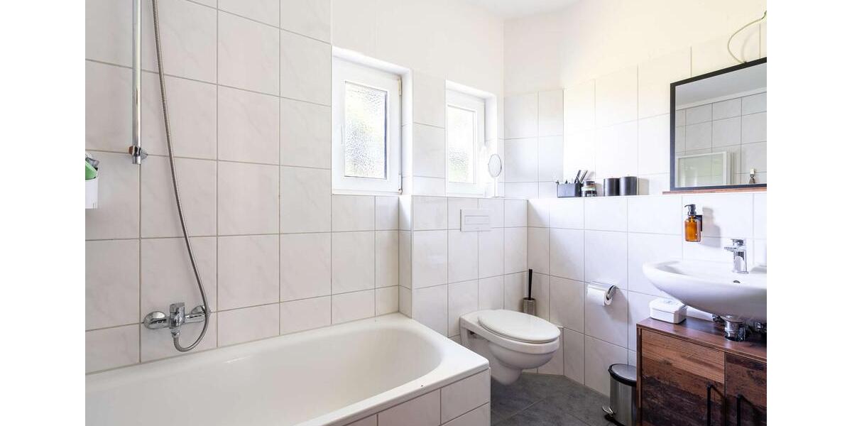 Etagenwohnung Rastede - 3.5 Zimmer, 92 m&sup2;, 875&euro; | Angebot:26535460