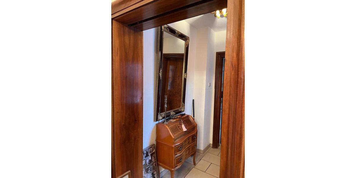 Erdgeschoßwohnung Bonn Lannesdorf - 3 Zimmer, 160 m&sup2;, 1.850&euro; | Angebot:24701227