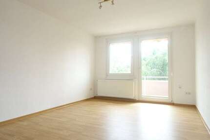Wohnung Köthen (Anhalt) Köthen - 3 Zimmer, 58 m&sup2;, 355&euro; | Angebot:27655633