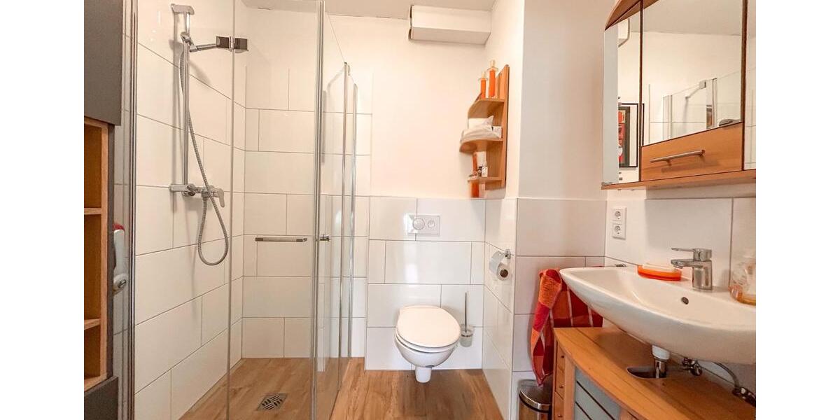 Einfamilienhaus Leer (Ostfriesland) - 1 Zimmer, 37 m&sup2;, 680&euro; | Angebot:25217664