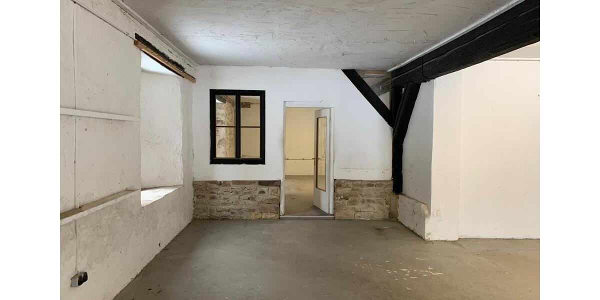 Vielseitige Gewerbe-Erdgeschlossfläche an der Diemel, Trendelburg 4 zimmer