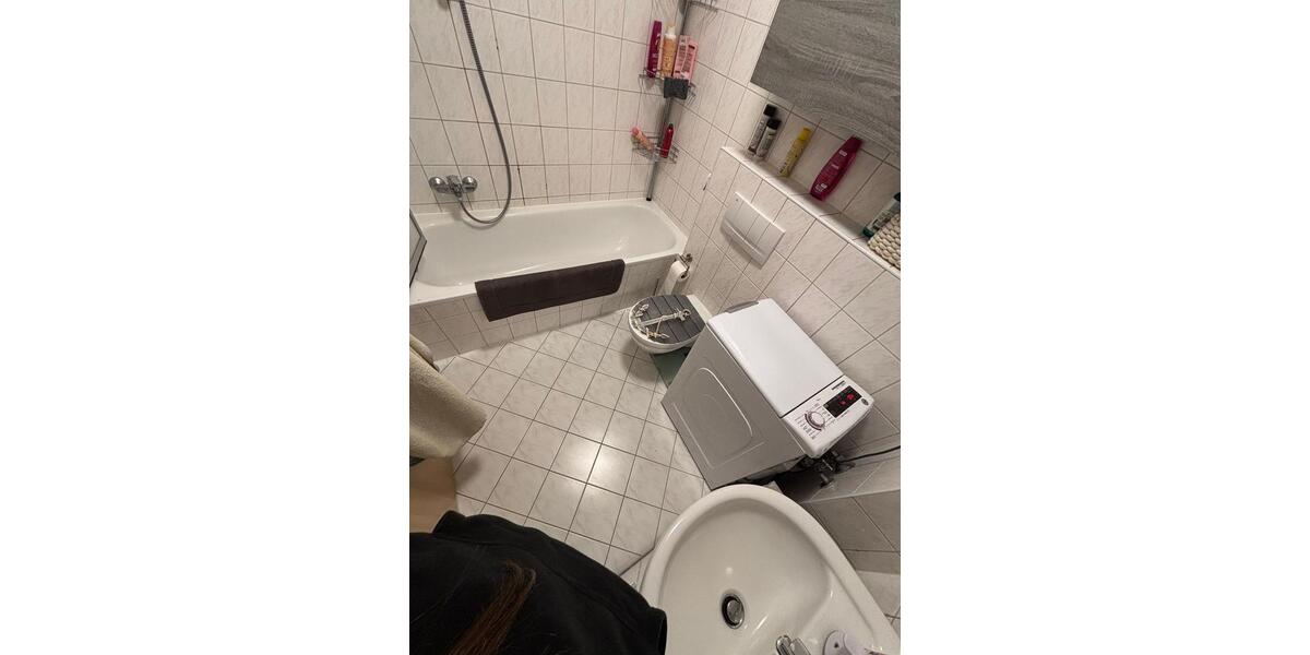 Etagenwohnung Senftenberg - 2 Zimmer, 61 m&sup2;, 725&euro; | Angebot:26182428