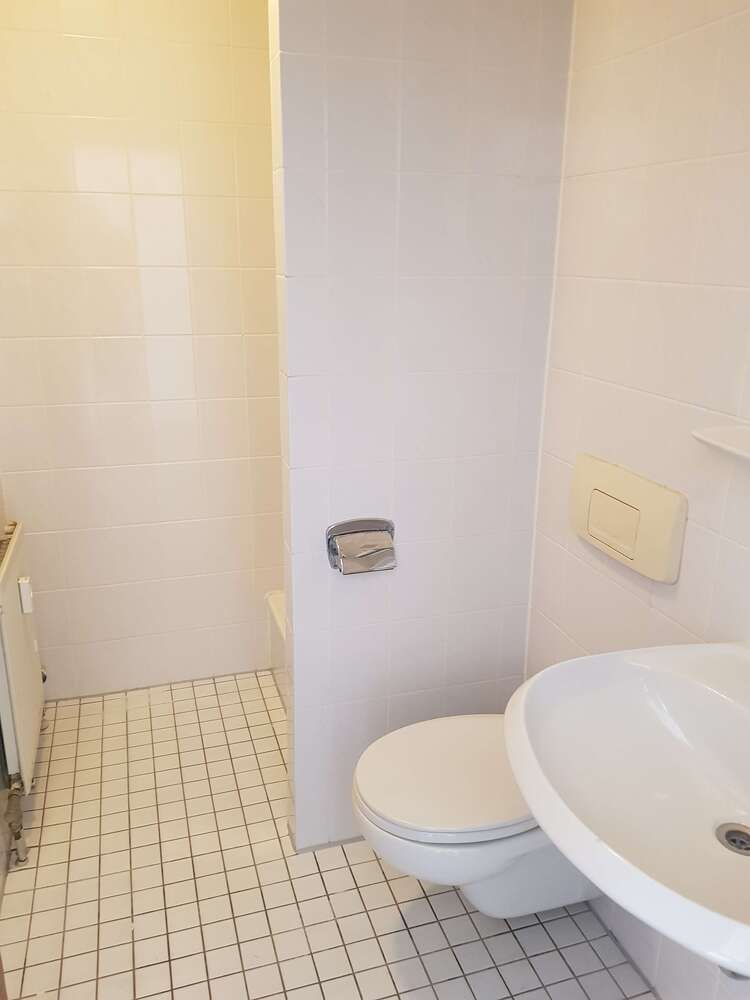 Wohnung zum Mieten in Landau 260 € 23 m²