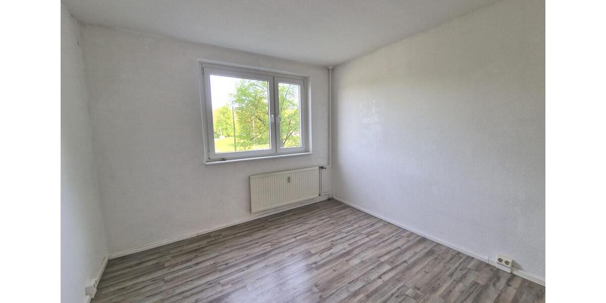 Etagenwohnung Gera - 4 Zimmer, 70 m&sup2;, 385&euro; | Angebot:26619936