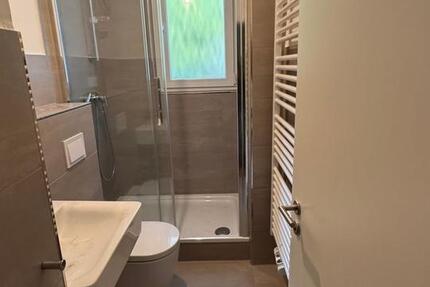 *** Charmante Altbauwohnung mit Duschbad! *** zimmer