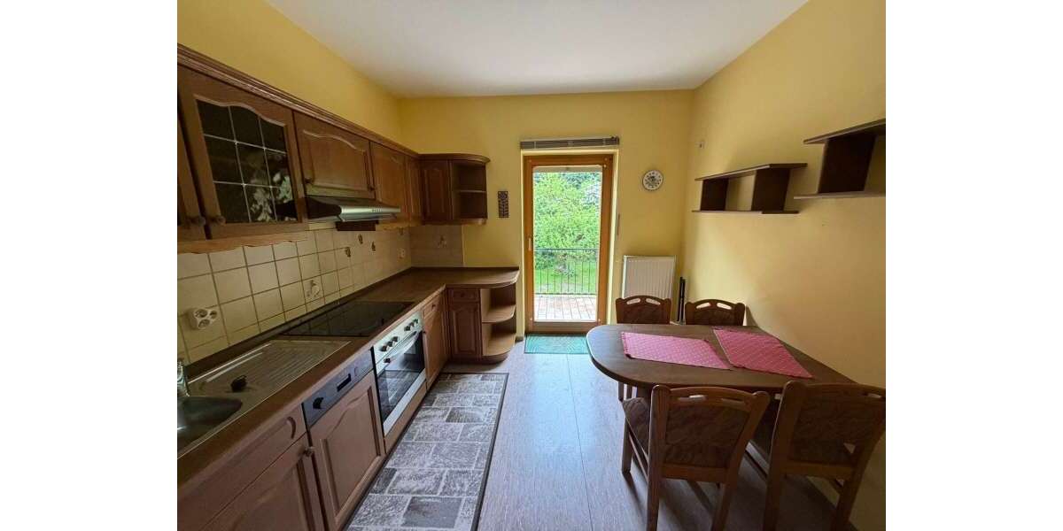 Etagenwohnung Triptis - 2 Zimmer, 75 m&sup2;, 490&euro; | Angebot:26729853