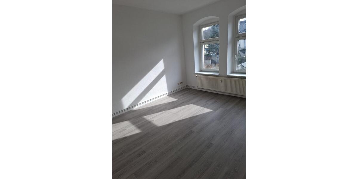 Etagenwohnung Aue-Bad Schlema Bad Schlema - 3 Zimmer, 63 m&sup2;, 300&euro; | Angebot:26374946