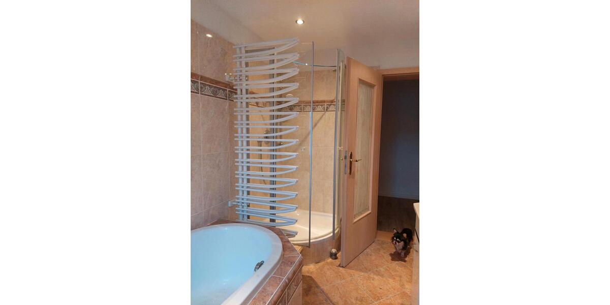 Etagenwohnung Roßwein - 2 Zimmer, 60 m&sup2;, 450&euro; | Angebot:25881003