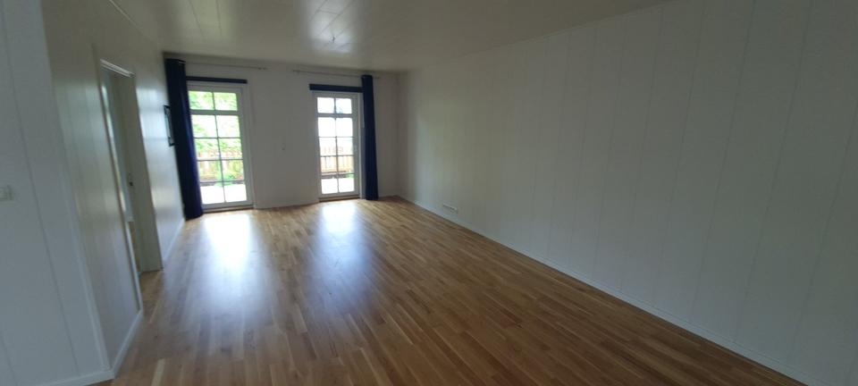 Erdgeschoßwohnung Ranstadt - 2 Zimmer, 75 m&sup2;, 1.450&euro; | Angebot:21031235
