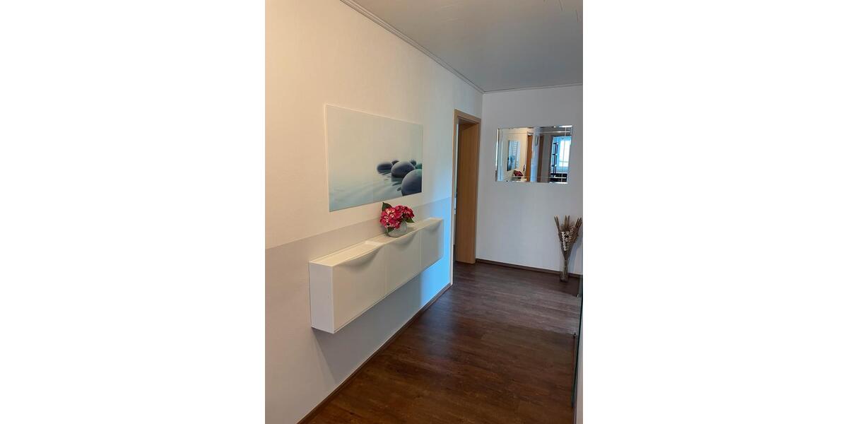 Wohnen auf Zeit Burgoberbach - 1 Zimmer, 65 m&sup2;, 400&euro; | Angebot:24423711