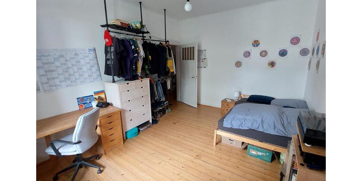 Wohnen auf Zeit Bielefeld Mitte - 5 Zimmer, 130 m&sup2;, 572&euro; | Angebot:26656279