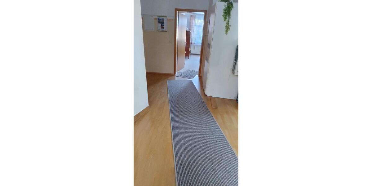 Etagenwohnung Ohrdruf - 2 Zimmer, 75 m&sup2;, 450&euro; | Angebot:26597816