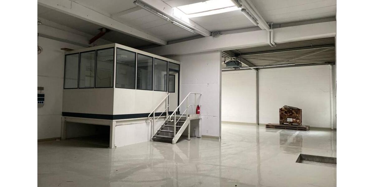 Lagerhalle, Lagerfläche, Halle, Lagerplatz zu vermieten 1.600 zimmer