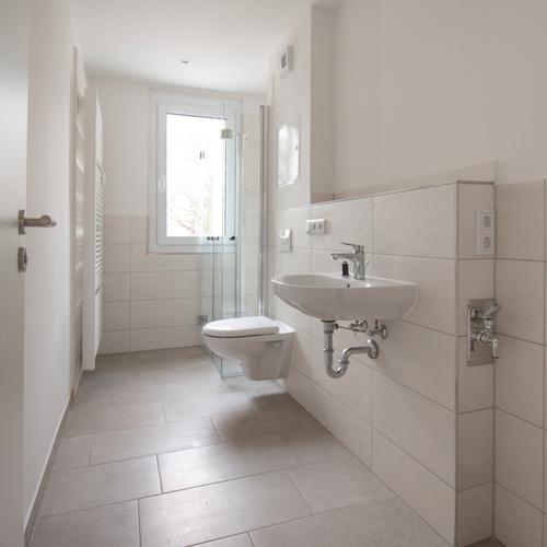 2 Zimmer, Aufzug, neu saniert ab 01.01.2026 zimmer
