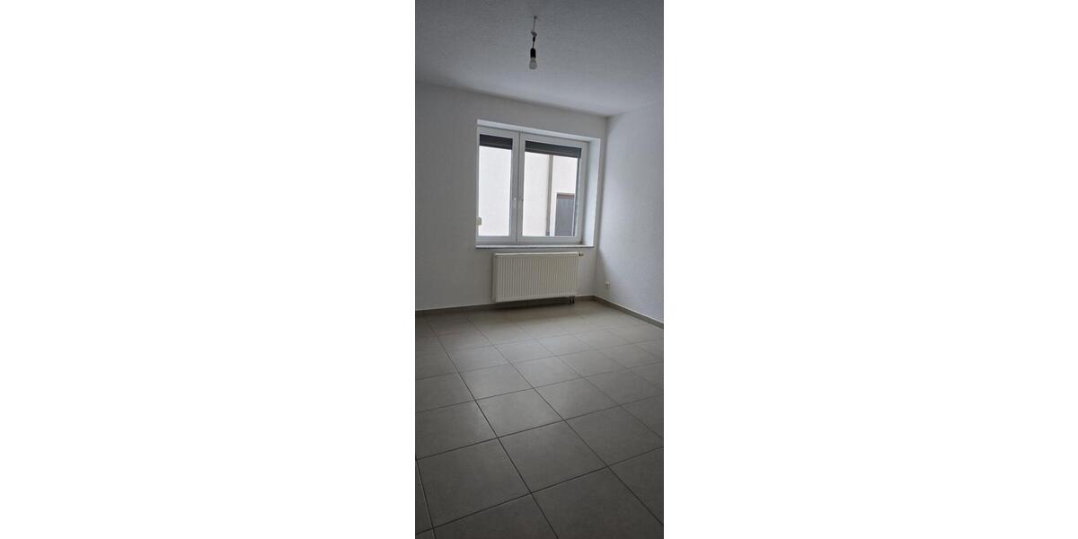 Erdgeschoßwohnung Mockrehna - 3 Zimmer, 82 m&sup2;, 450&euro; | Angebot:24781607