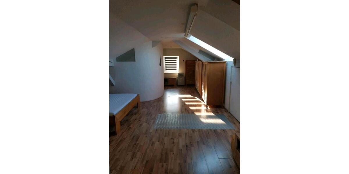 Dachgeschoßwohnung Dingolfing - 1.5 Zimmer, 45 m&sup2;, 490&euro; | Angebot:26038507