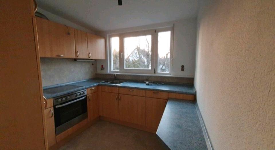 Dachgeschoßwohnung Rottenburg am Neckar - 3 Zimmer, 17 m&sup2;, 529&euro; | Angebot:26025505