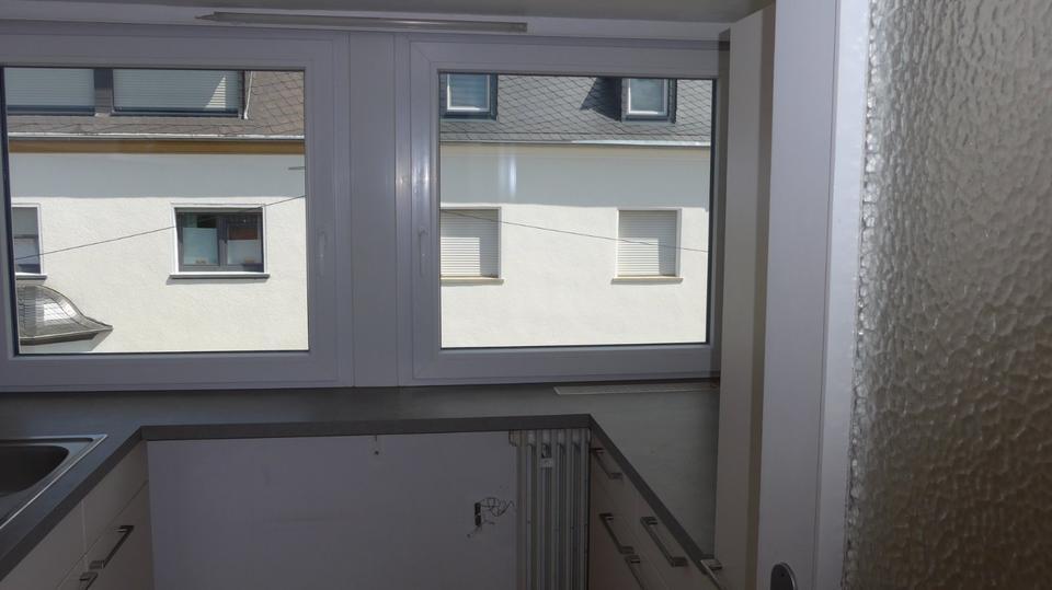 Sonnige Dachgeschoßwohnung mit herrlichem Ausblick ins Grüne