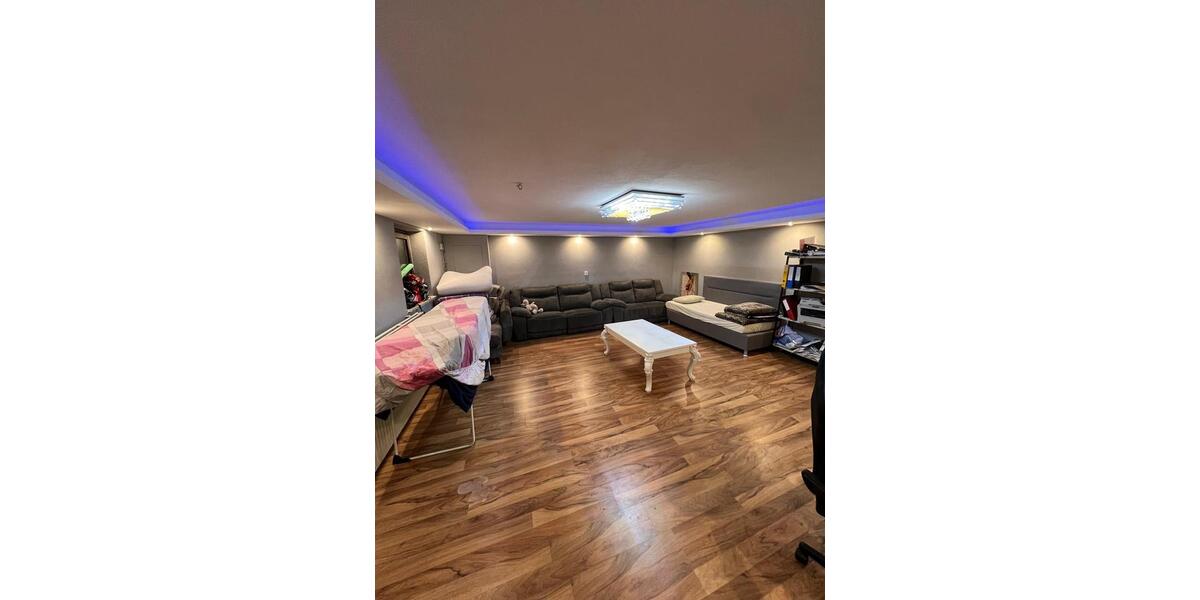 Doppelhaushälfte Weichs - 6 Zimmer, 160 m&sup2;, 3.400&euro; | Angebot:25841108